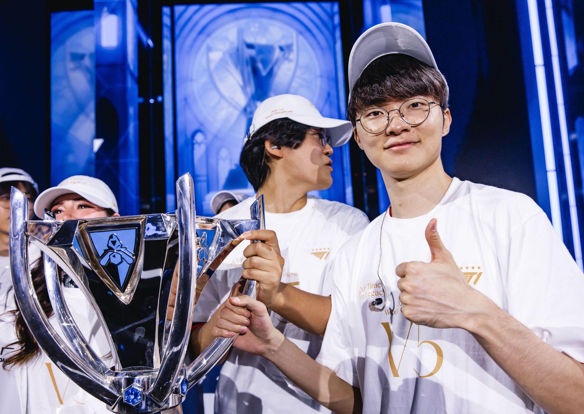 金年会官网-关于Faker连续三场比赛得分超过比赛局势复杂，IG不断突破！再创辉煌时刻的信息