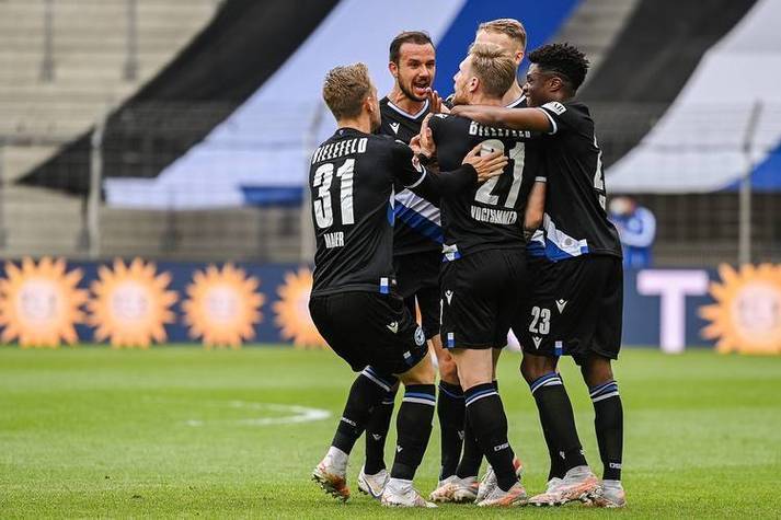 金年会下载-赛前德国杯传出新动向，德国国家队回应争议，高层表态——震撼外界，训练强度显著提升的简单介绍