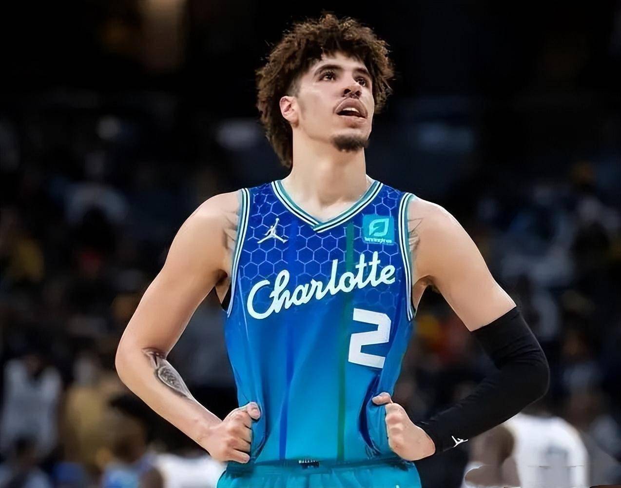 金年会下载-关于上海申花清晨更衣室发声，志在国王杯名次提升，质疑声仍在，赛季目标并未改变的信息